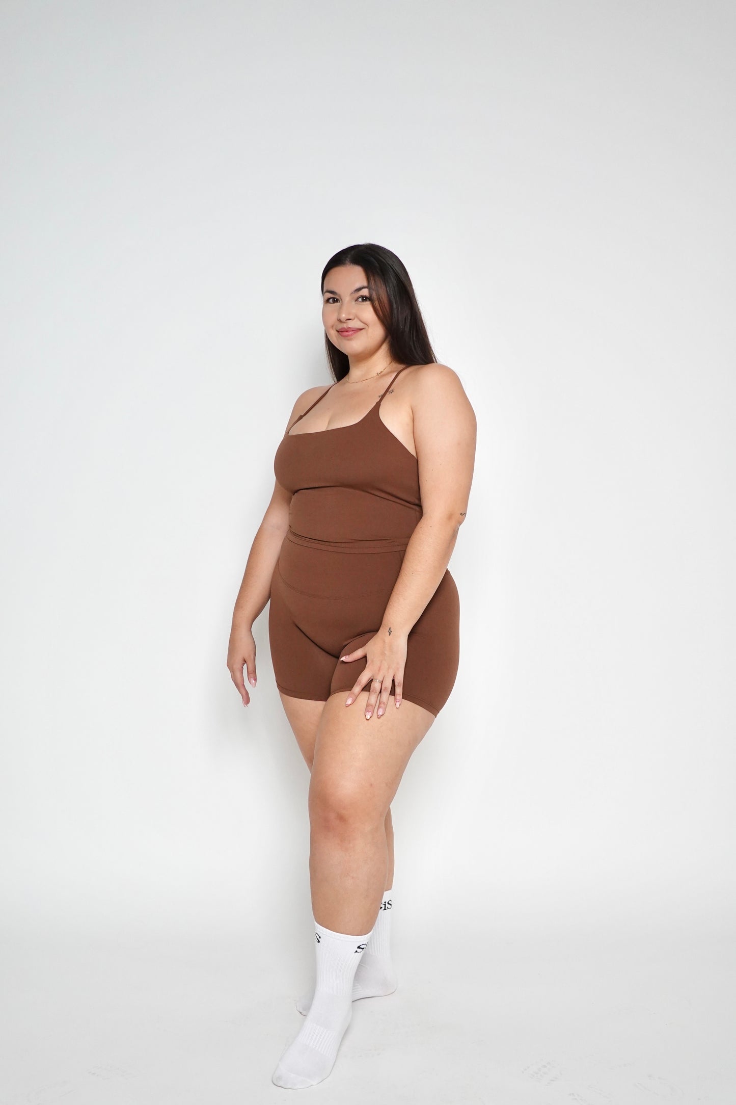 SHORT INVISIBLE SCRUNCH 4" BLACK
