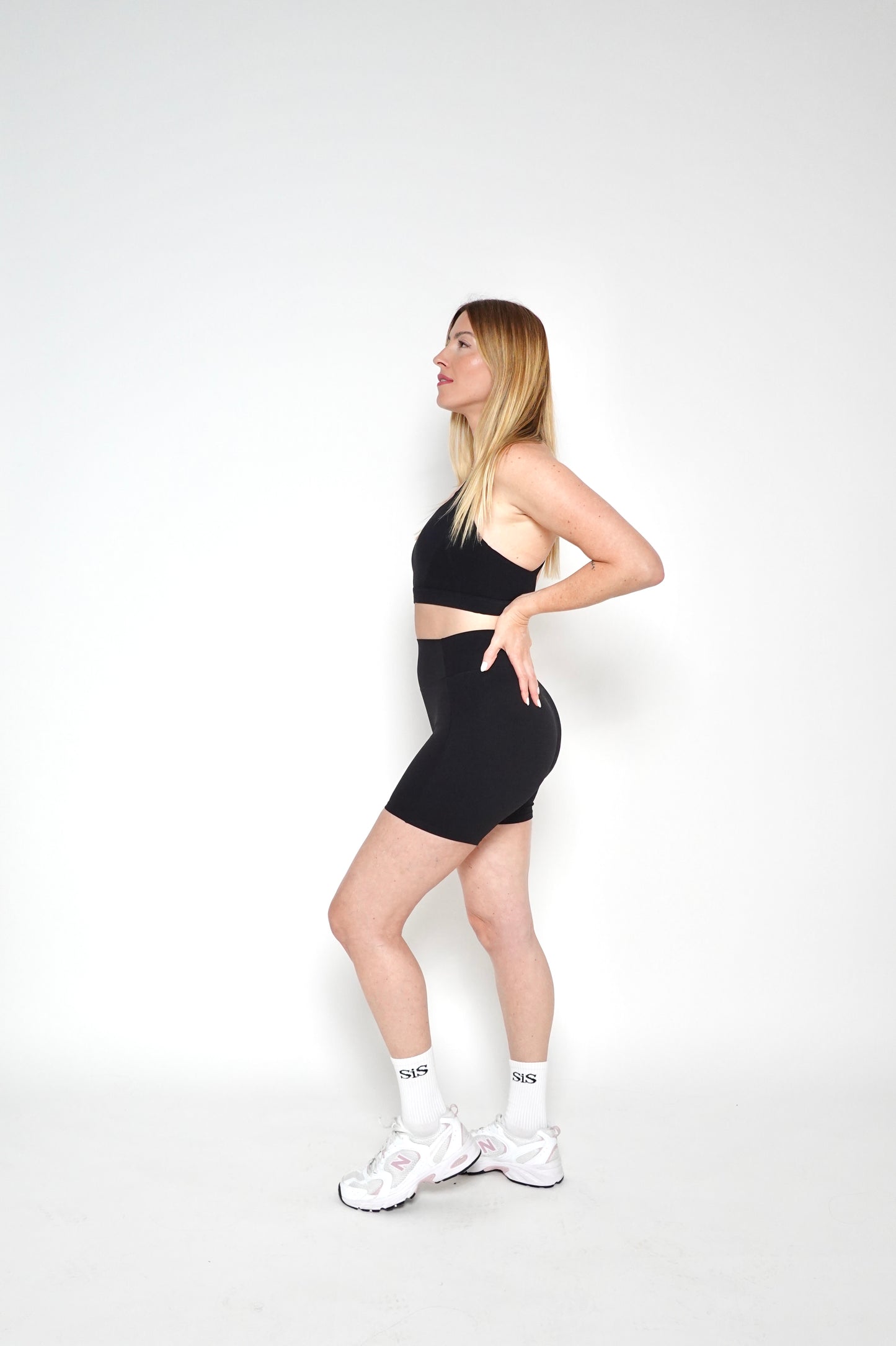 SHORT 6" NO SCRUNCH BLACK