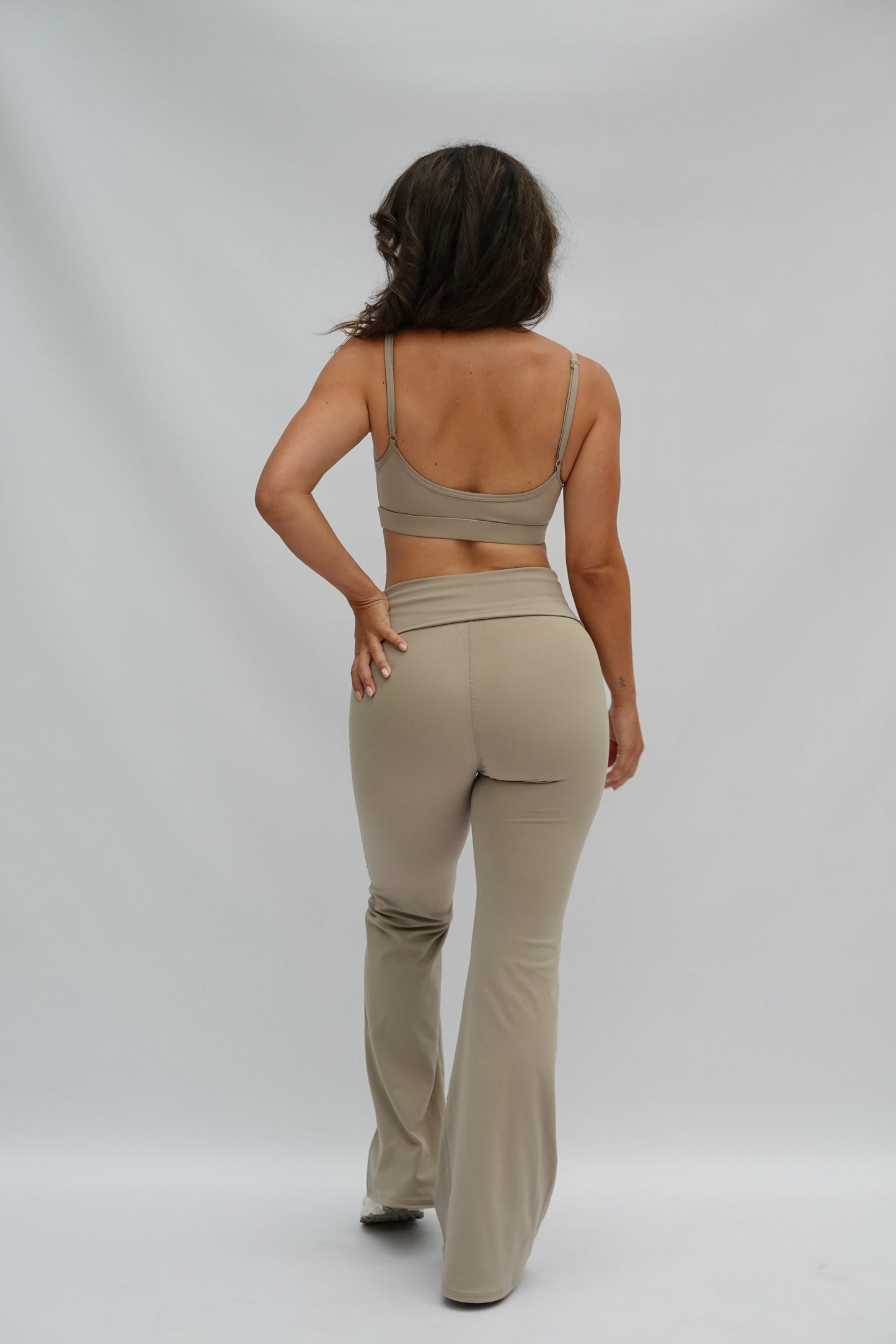 FUERTEVENTURA FLARE LEGGINGS FEATHER GREY
