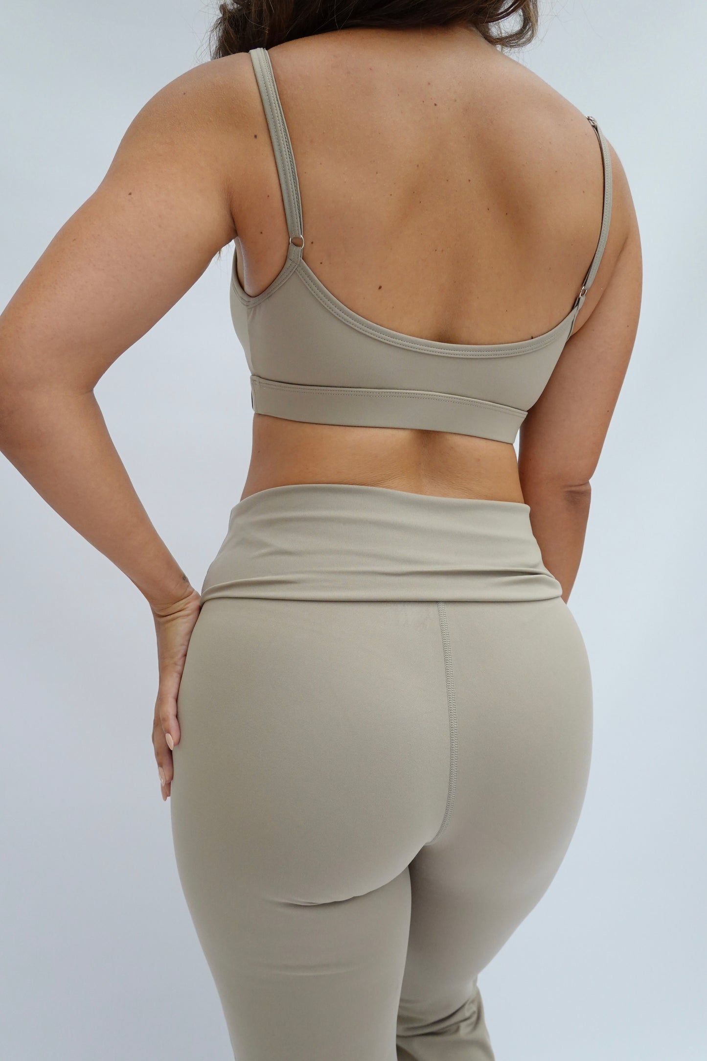 FUERTEVENTURA FLARE LEGGINGS FEATHER GREY