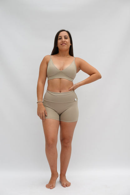 FUERTEVENTURA SHORT FEATHER GREY