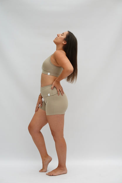 FUERTEVENTURA SHORT FEATHER GREY