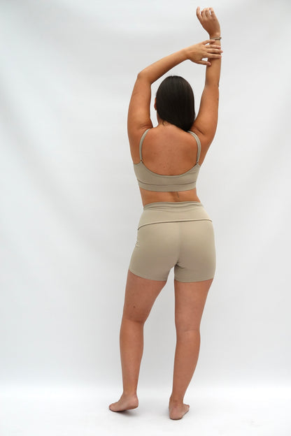 FUERTEVENTURA SHORT FEATHER GREY