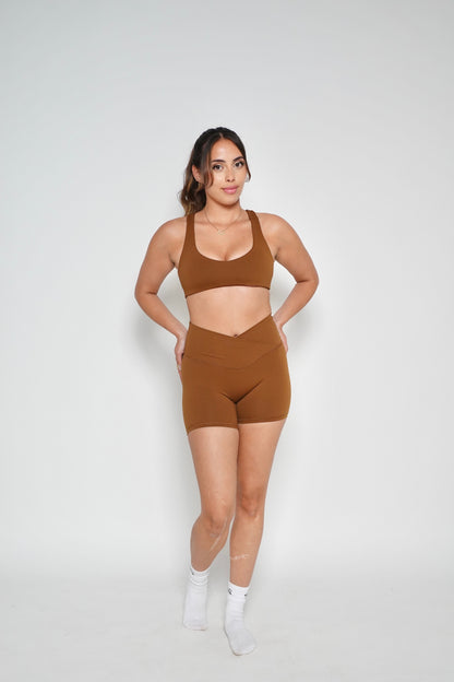 SHORT NO SCRUNCH "V" SHAPE CARAMEL CAFÉ