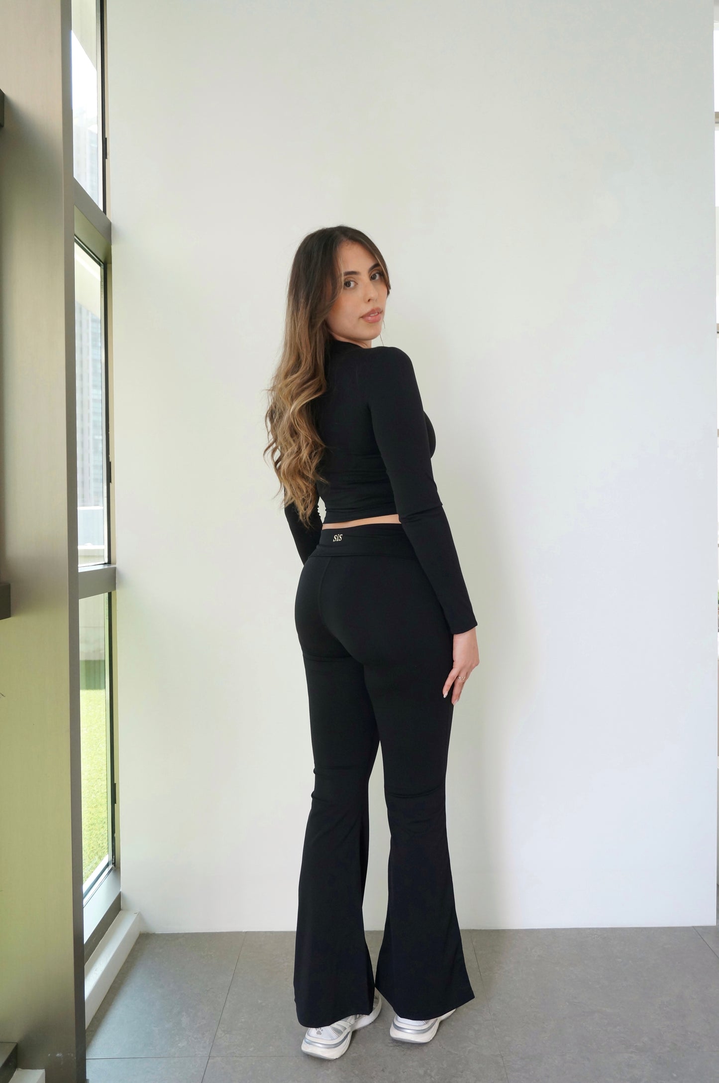 FLARE PANTS BLACK