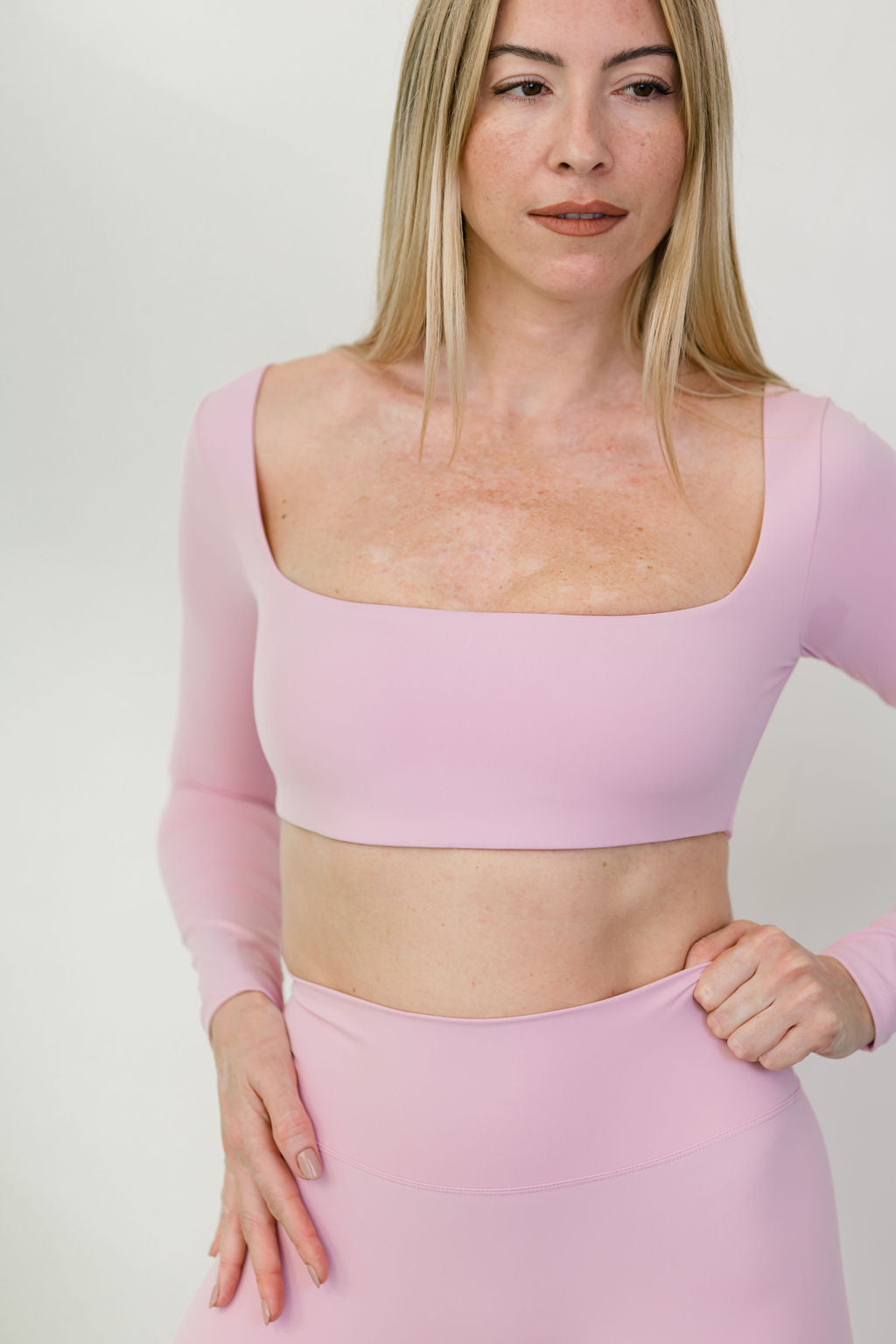 BALANCE CROP BLUSH PINK